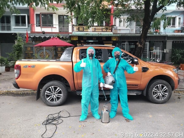Dịch vụ phun khử khuẩn COVID tại nhà Sao Việt Pest