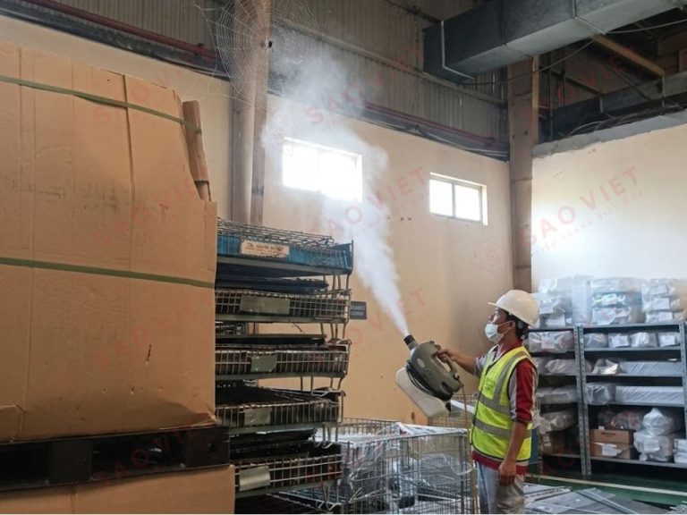 Ảnh minh họa rủi ro an toàn khi tự phun không đúng PPE/quy trình