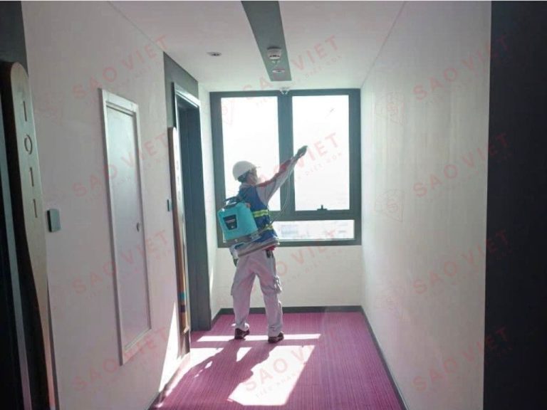Các chuyên gia Sao Việt Pest kiểm tra định kỳ xử lý đinh kỳ và cập nhật báo cáo về rủi ro nguy cơ (nếu có) cho khách hàng 