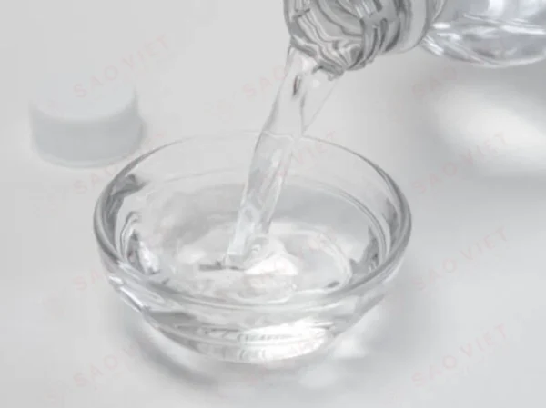 Hỗn hợp giấm và nước Hỗn hợp giấm và nước