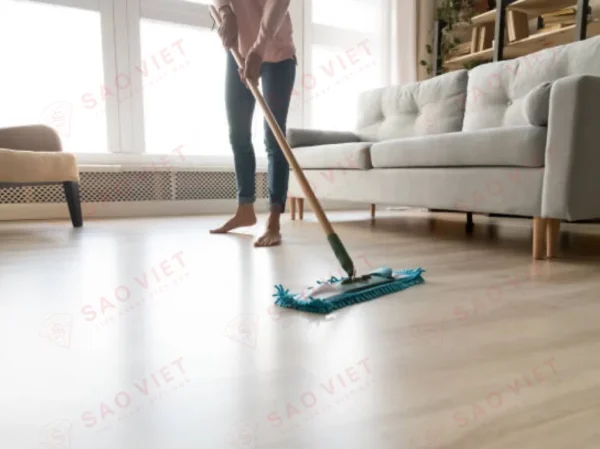 Vệ sinh nhà cửa sạch sẽ giúp ngăn ngừa kiến lửa quay trở lại hiệu quả
